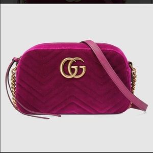 Gucci Marmont Velvet Shoulder Handbag